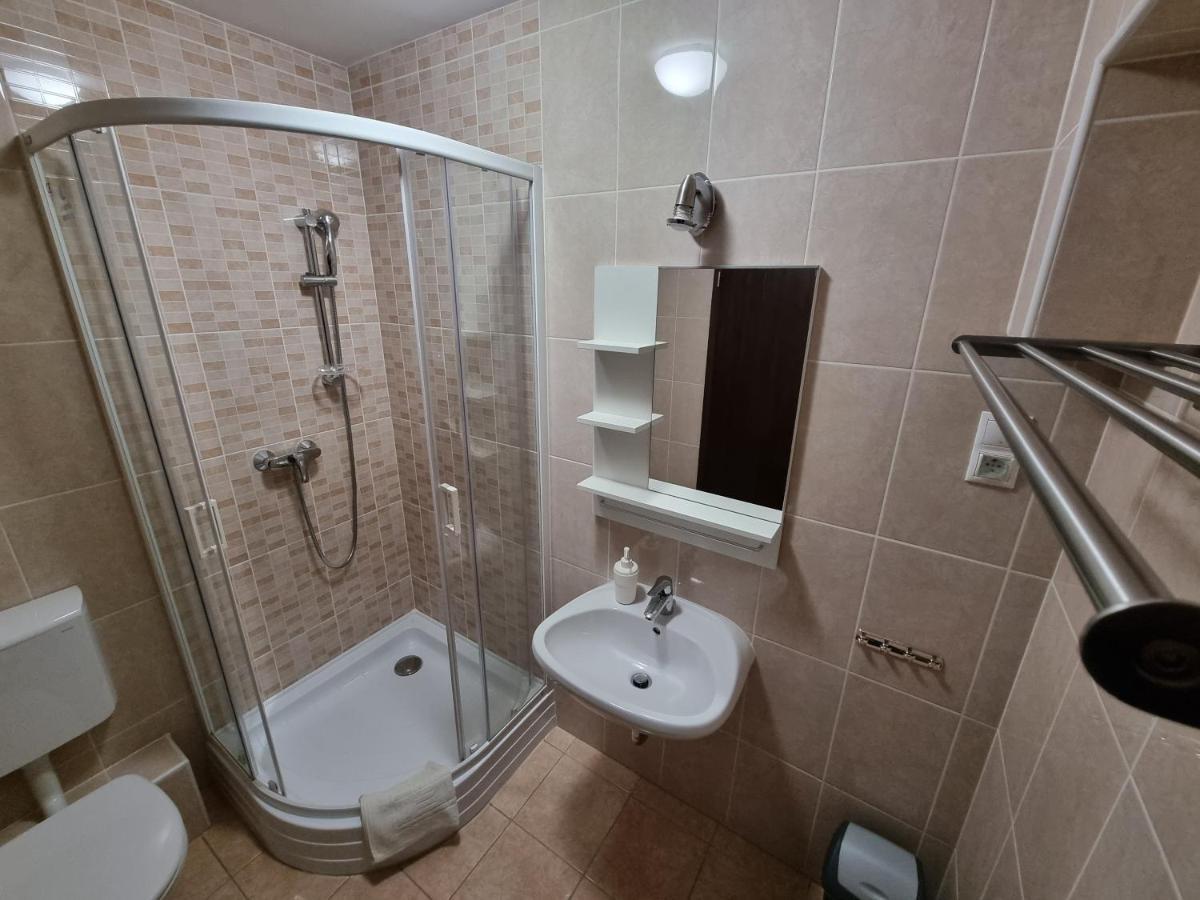 Adam Apartmanhaz Siofok Dış mekan fotoğraf