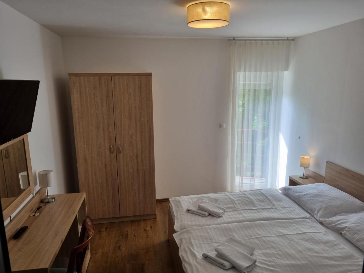 Adam Apartmanhaz Siofok Dış mekan fotoğraf