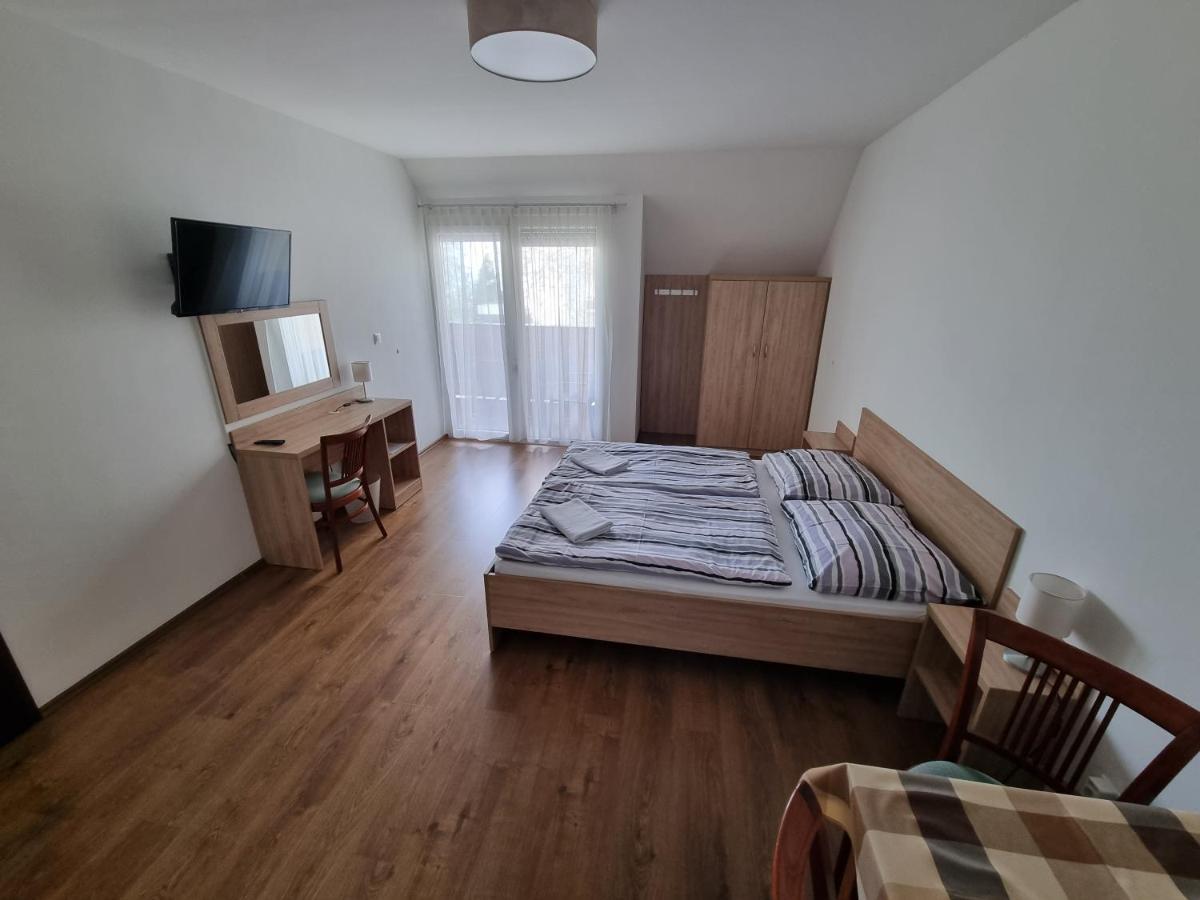 Adam Apartmanhaz Siofok Dış mekan fotoğraf