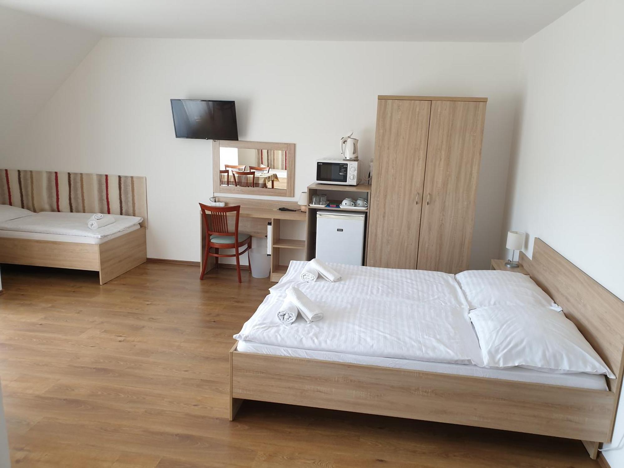 Adam Apartmanhaz Siofok Oda fotoğraf