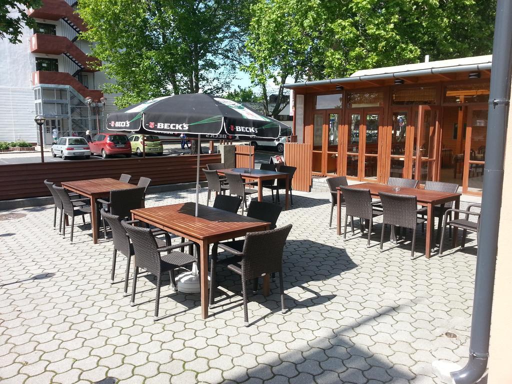 Adam Apartmanhaz Siofok Dış mekan fotoğraf